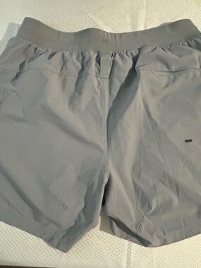 lululemon athletica Men's Athletic Shorts in Light Gray